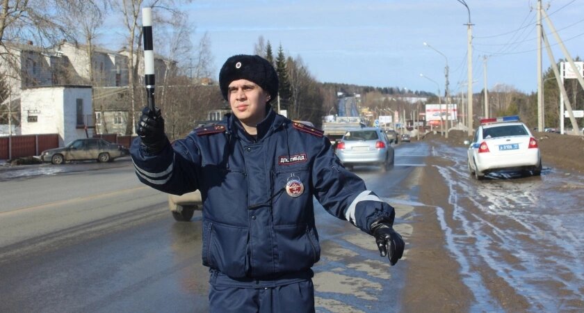 Штраф до 200 тысяч рублей: ГАИ начнёт проверять всех водителей на наличие всего одной вещи в машине