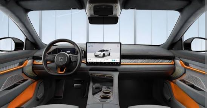 Салон Zeekr 001