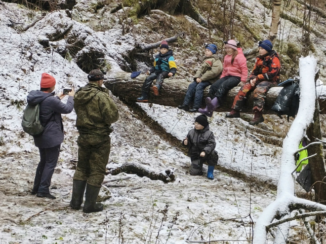 
23 ноября юные туристы из объединения «Вертикаль» пошли в свой первый поход в Шарташинский лог