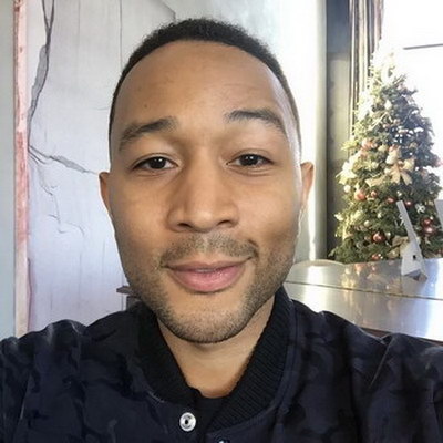     Сегодня родились Джон Ледженд и Ричард Клайдерман