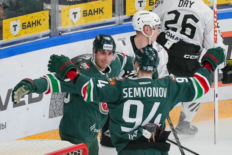    «Ак Барс» обыграл «Трактор» со счётом 3:2.   
Фото: ak-bars.ru