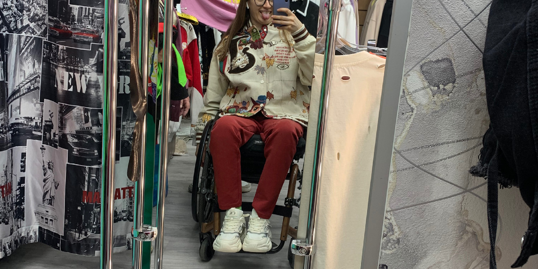 «Вам не пойдёт» — говорили мне на кастингах. Я доказала обратное, одела команду «ИнваЗорро» и добыла для всех скидку в 20%.