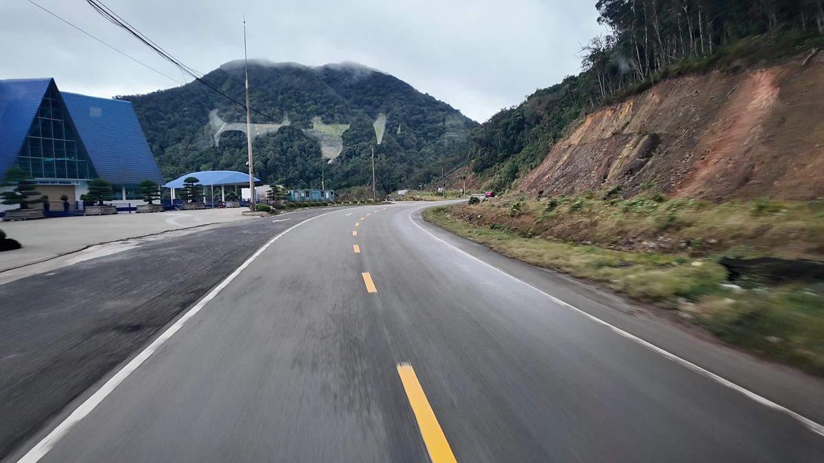 Дорога в Далат.