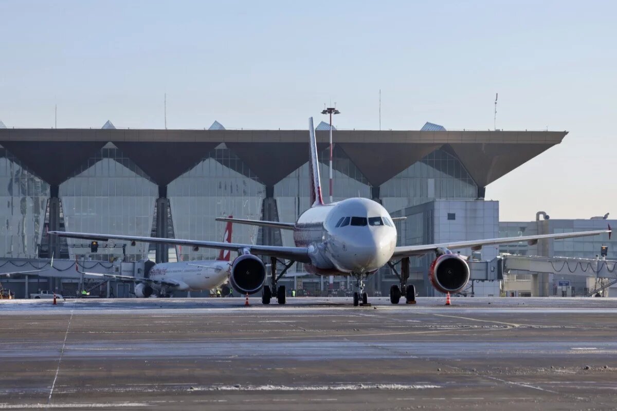    Пулково вернулся к штатной работе после снятия ограничений