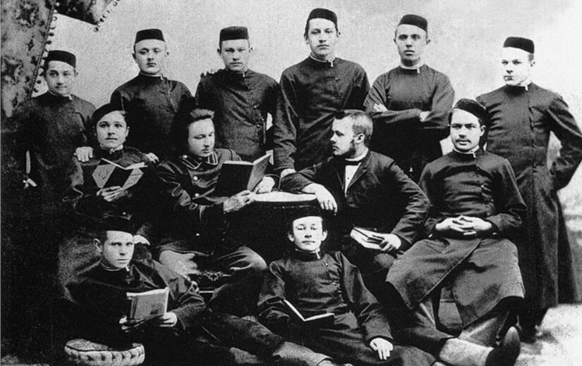 
Шакирды. Фото начала ХХ в.
Источник: tatarica.org