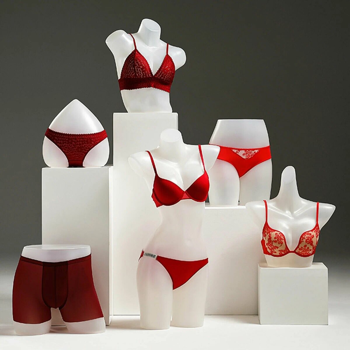 Красное нижнее белье