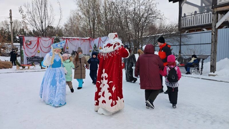     Открытие елки в Барнаульском зоопарке. Барнаульский зоопарк