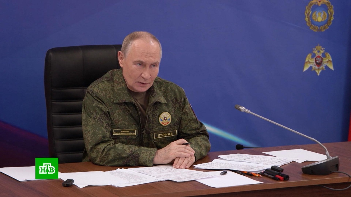    Путин: российским военным есть чем порадовать наших граждан