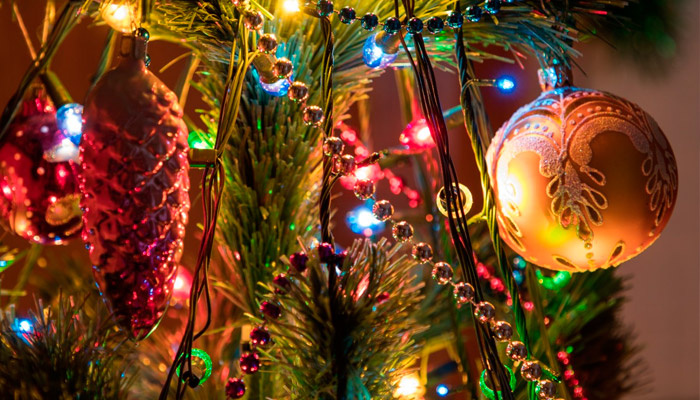 Хотите узнать, как нужно прощаться со старым годом и встречать новый "по науке"? Сейчас расскажем! Фото: pxhere.com