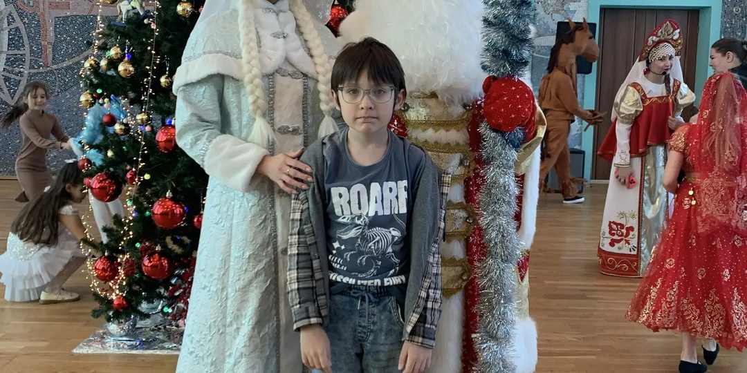 Новогодний стол. Выбираем салаты. Нужно ли горячее на новогоднем столе?