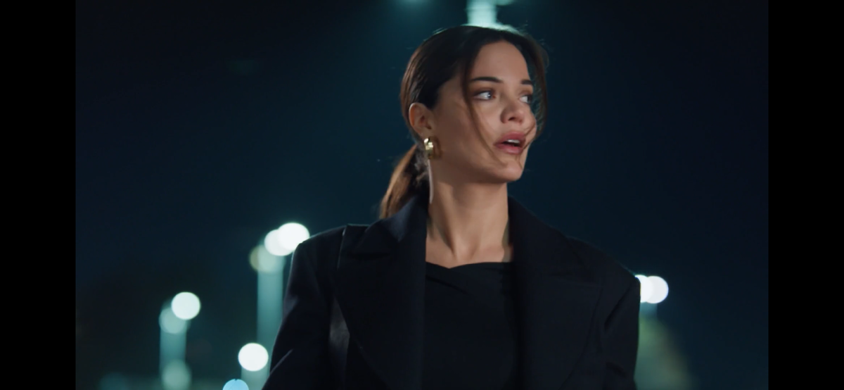 Стоп кадр из сериала «Мошенники»