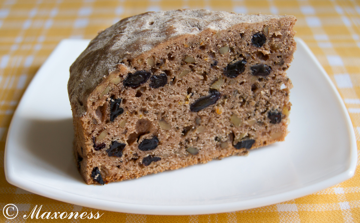 Постный ореховый пирог с изюмом. Греческая кухня