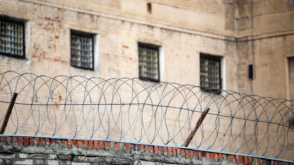     Зарезавший под наркотиками бабушку и дядю подросток получил 9 лет ИЗВЕСТИЯ/Сергей Лантюхов