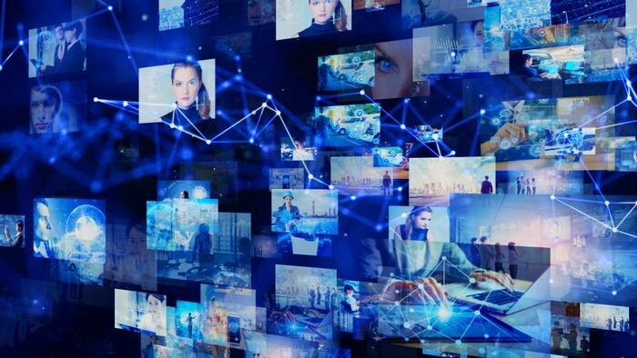 Обложка © Shutterstock / FOTODOM / metamorworks