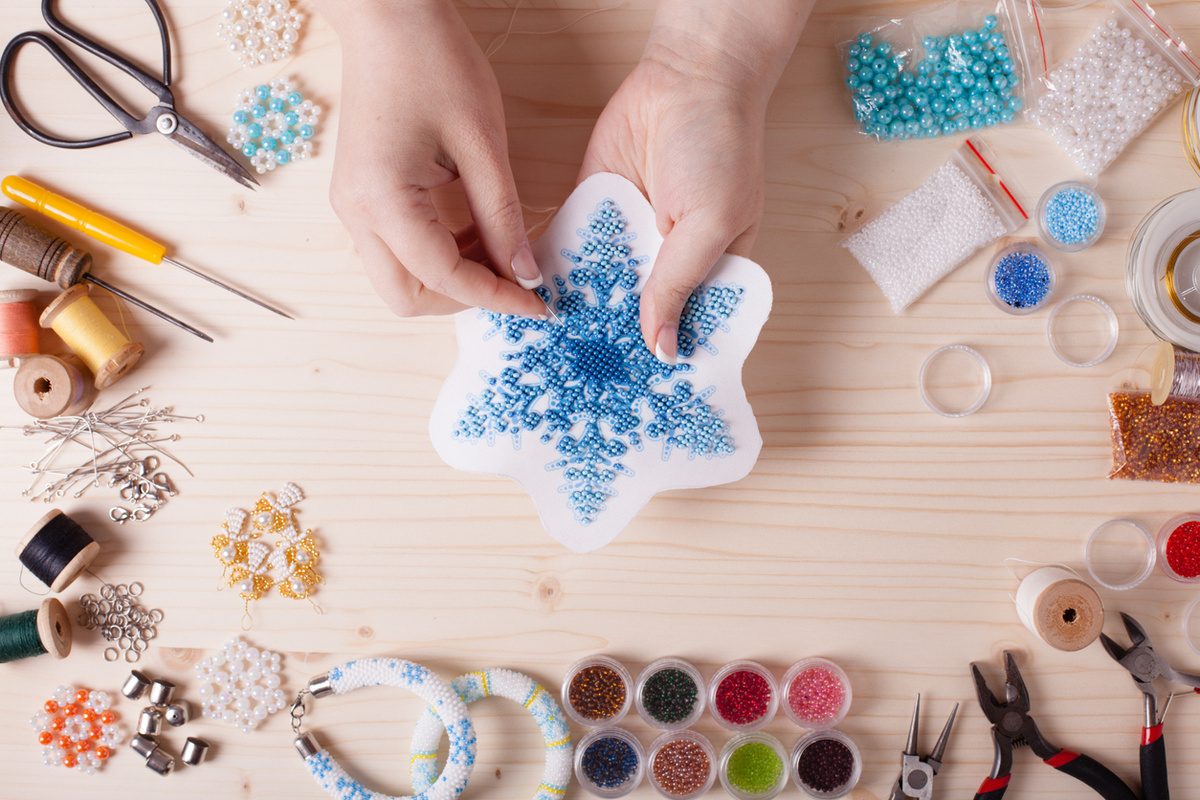    Снежинки своими руками