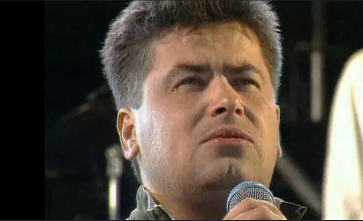 То самое выступление в Севастополе 1994 год. Источник: Яндекс картинки