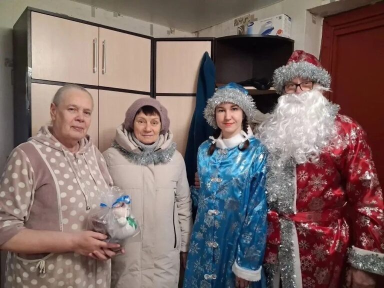    Оренбургские «серебряные» волонтёры навещают одиноких пожилых людей Мария Чалкина