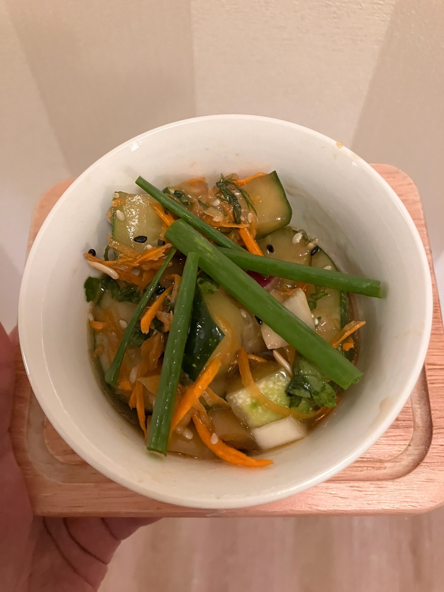 Малосольные битые огурцы по-корейски