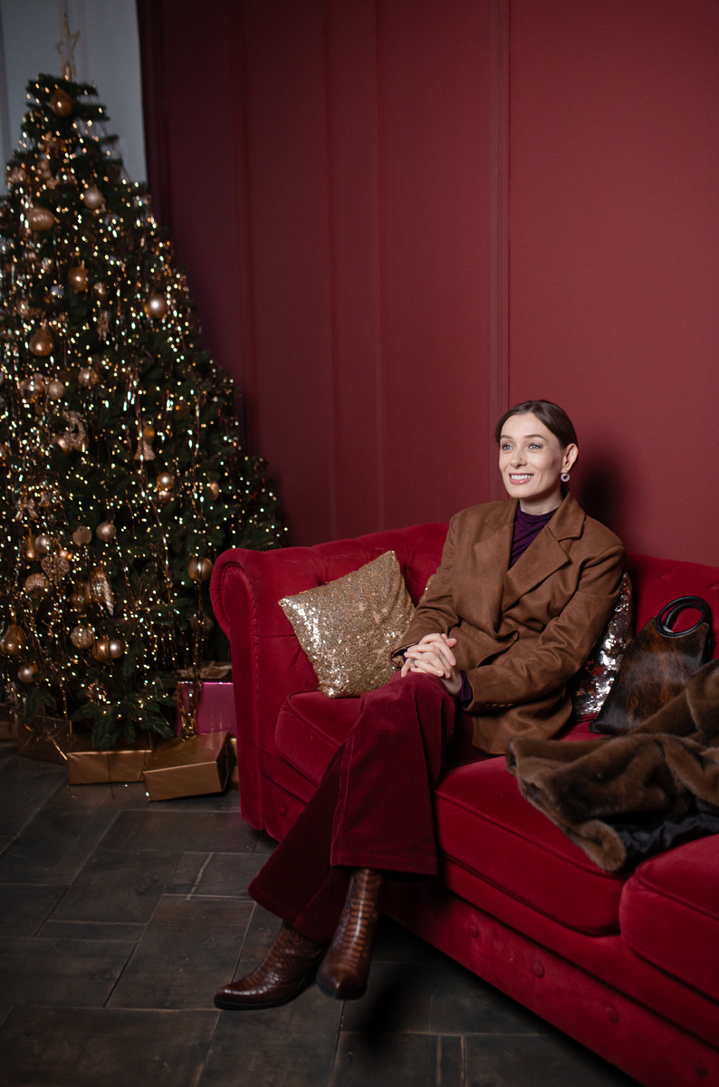 Алена Калистратова. Стилист, исследователь моды. Услуги и цены: alenakalistratova.ru
