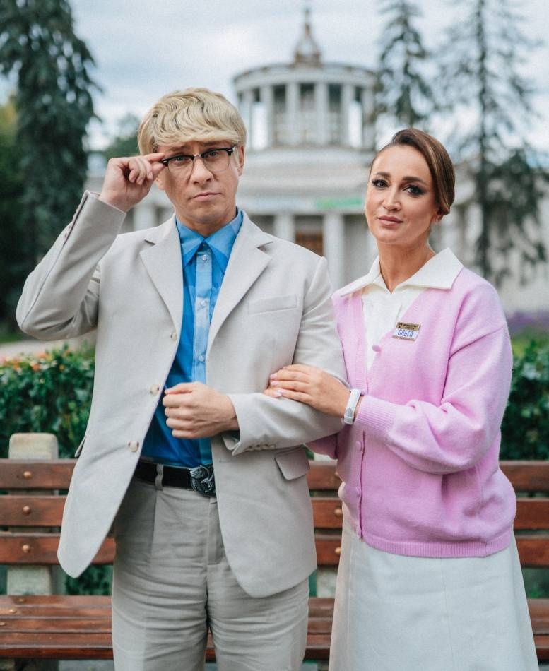    Тимур Батрутдинов и Ольга Бузова в фильме "Невероятные приключения Шурика"Фото ТНТ