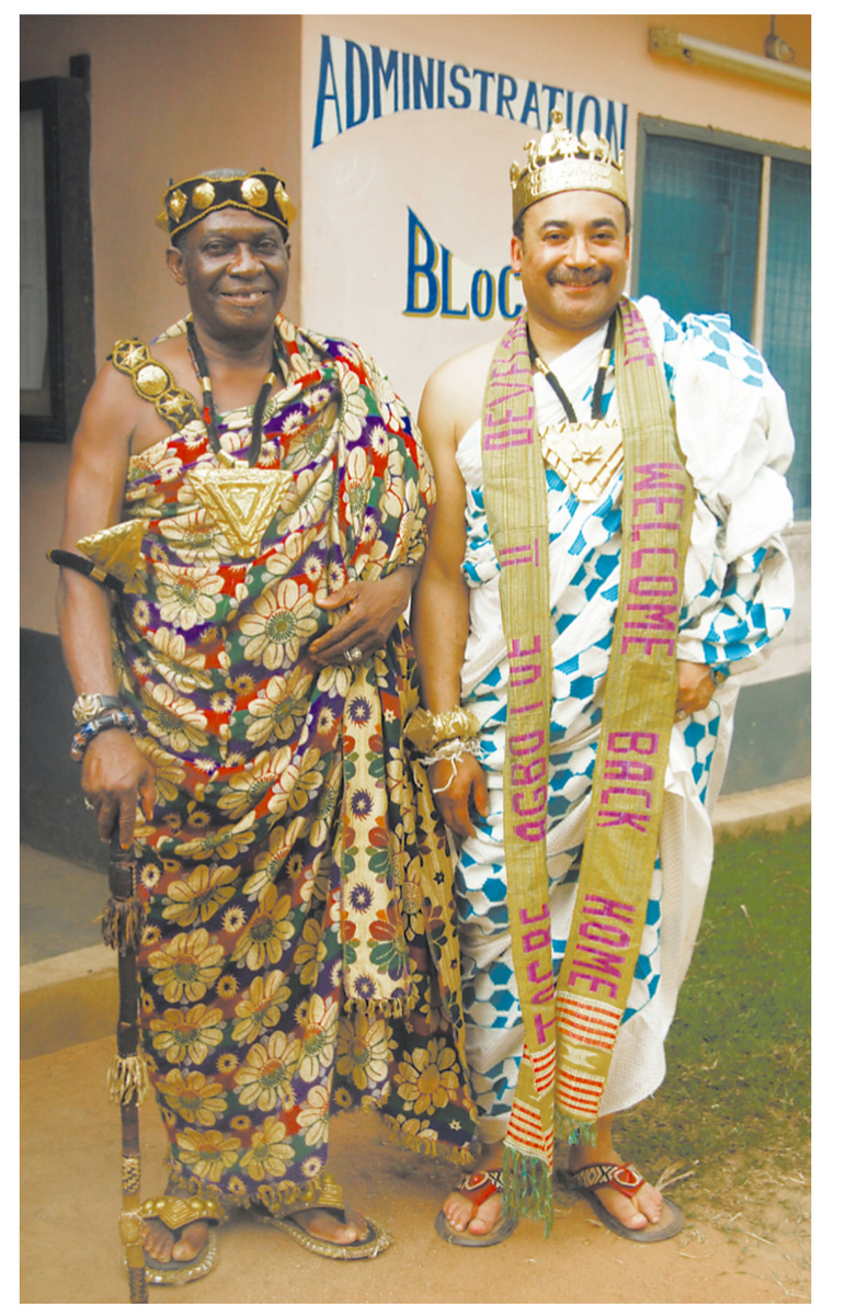 В тот же год Сергея Котова впервые короновали на его далёкой родине, признав за ним наследственное право получить престол вслед за отцом. А в 2010 году сын Фануэля Дарти стал полноправным правителем, получив имя Тогбе Атони-Агботое II. Причём властью он был наделён не просто по рождению. Право управлять определённой территорией даётся только с одобрения Палаты вождей, которые признали в «русском принце» достойного монарха.