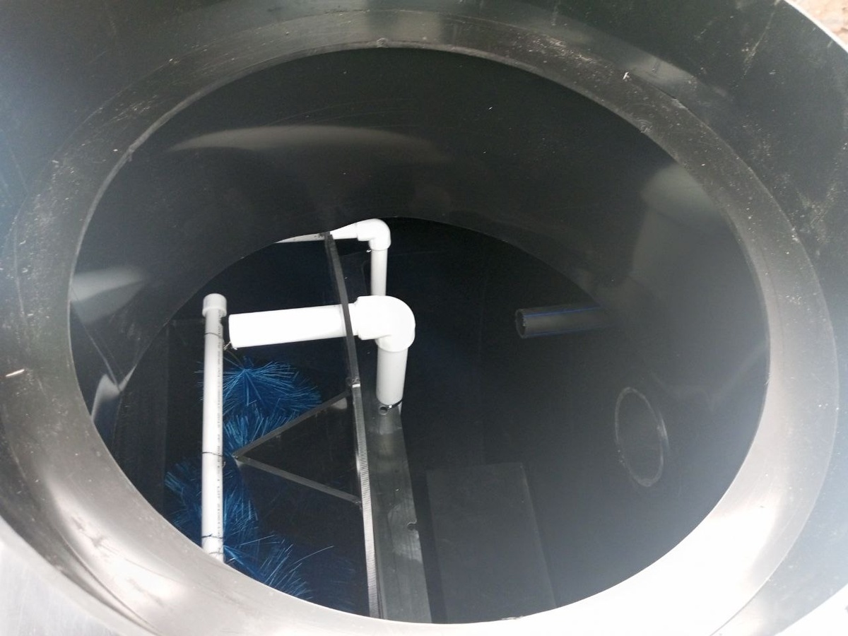 Заглянем под крышку септика