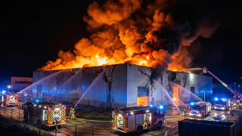   Сгенерировано с помощью ИИ