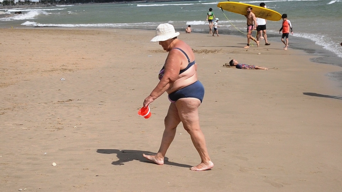 Валентина Ивановна пенсионерка живет в Нячанге