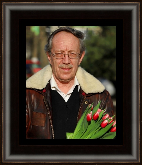        Клинцы простились с Александром Анатольевичем Вахрушевым