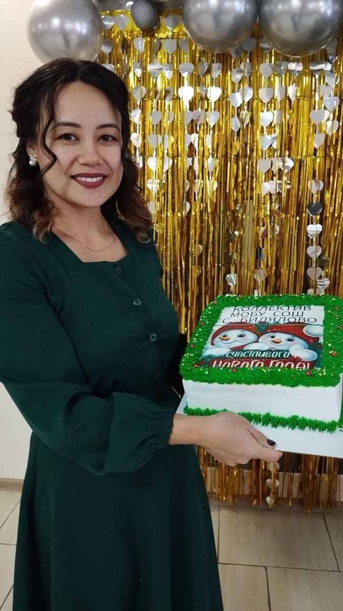     Раушания торт бешерә