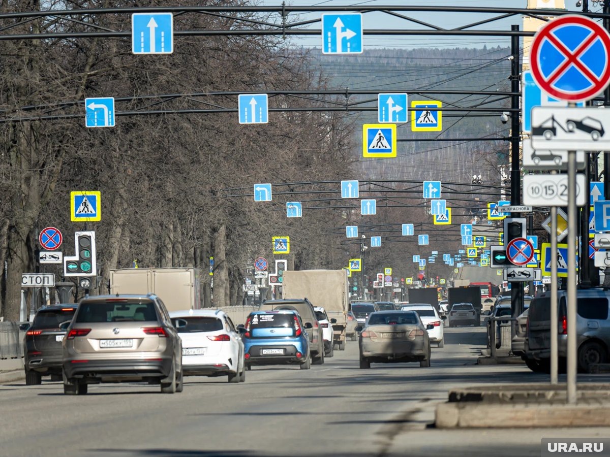     Новые дорожные знаки станут компактнее