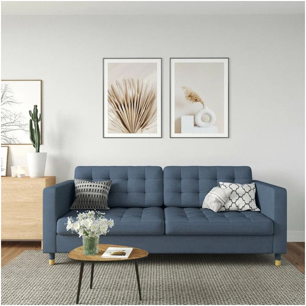 Нейтральный графит в обивке мебели выглядит благородно