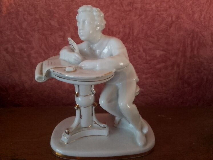     Император Николай II учредил Пушкинский Дом в 1905 году. Фото: архив МК в Питере