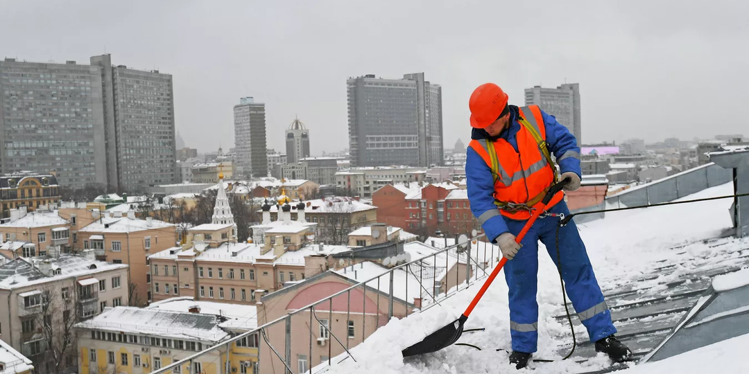 Общение только через MAX. Путин подписал закон