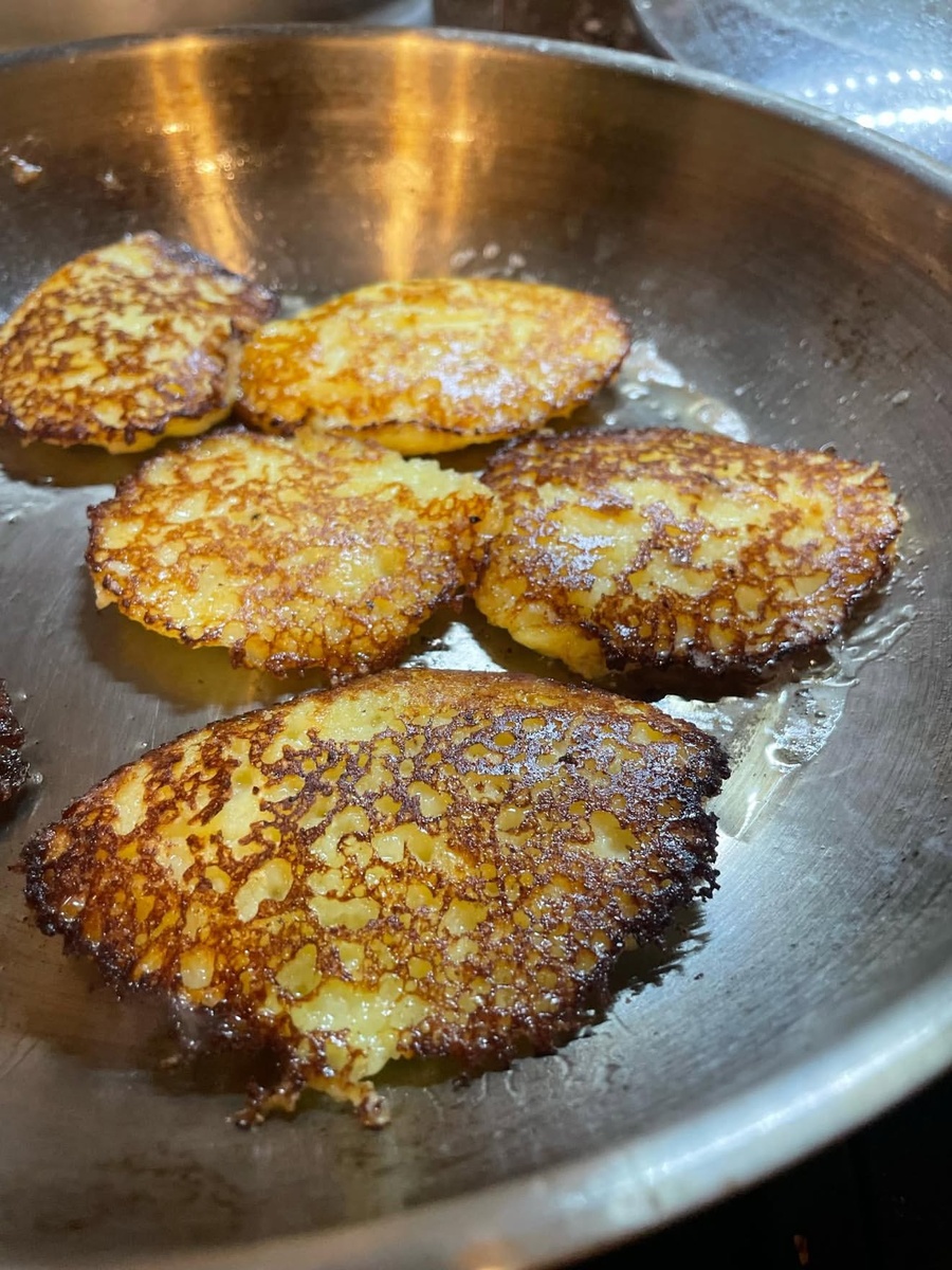 драники и карфтофель фри - вкусно, но толку от этого вкуса мало