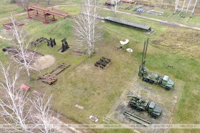 Полетная трасса учебно-полевого центра БелГУТа приспособлена для отработки самых разных навыков БЕЛТА