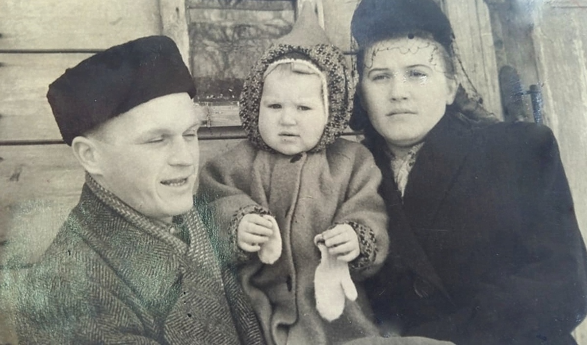 Дедушка, Бабушка и Тётка