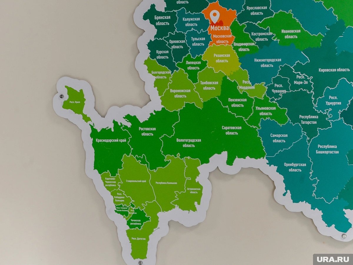    Законы в новых регионах касаются продления лицензий на образование, лекарства и оружия