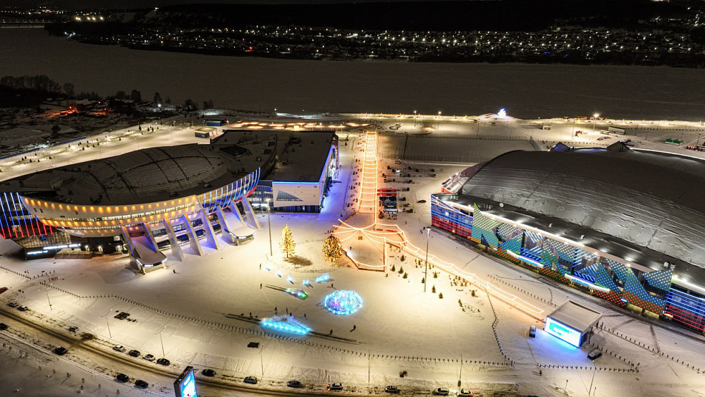 Новогоднее оформление площадок. Фото: Администрация города Кемерово