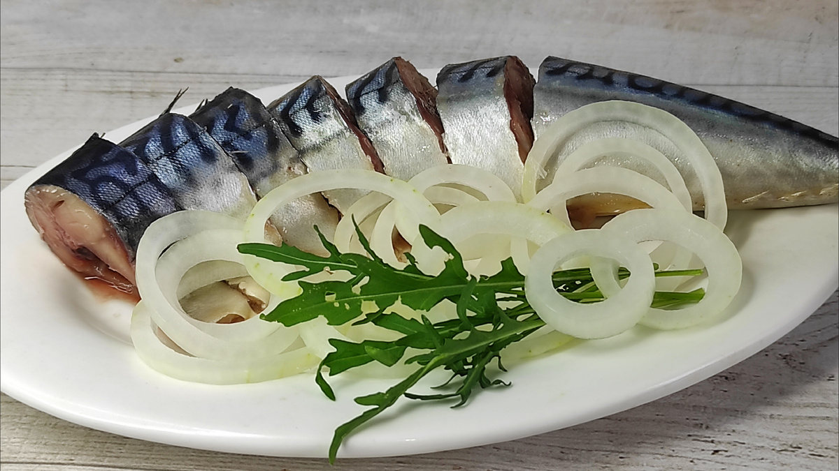 Скумбрия малосольная пряного посола. Фото автора.