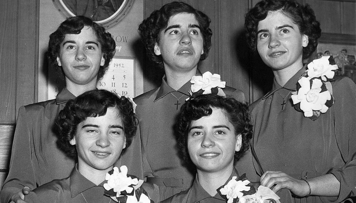 Сестры Дион