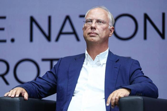 Кирилл Дмитриев. Обложка © ТАСС / Сергей Булкин