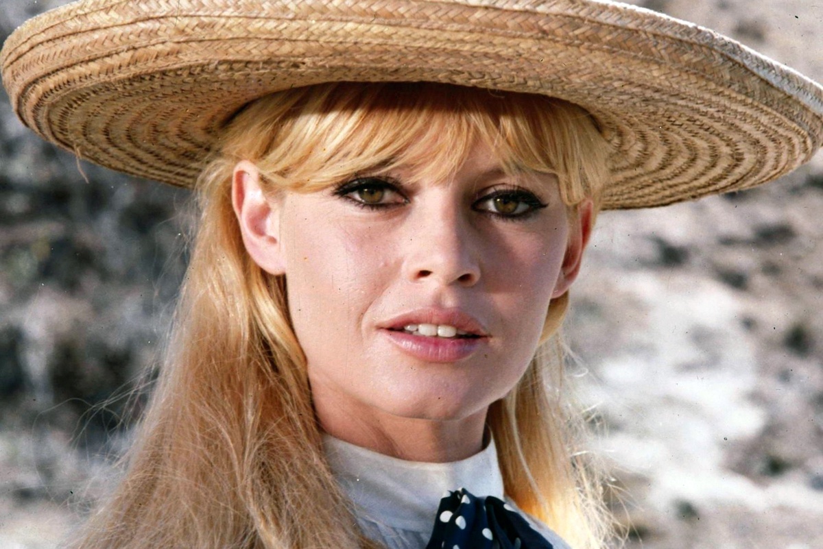    Кадр из фильма "Вива, Мария!" (1965)/kinorium.com