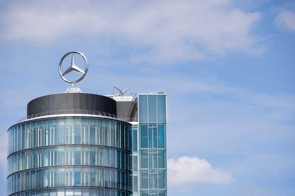    Глава «КамАЗа» усомнился в необходимости возвращения Mercedes в РФ. Alejandro Camacho B / Shutterstock.com / Fotodom