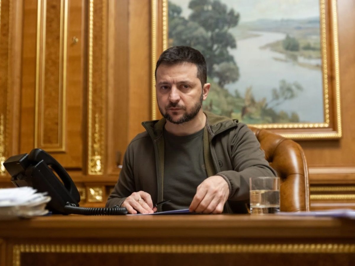     Зеленский согласился пойти на компромисс с Москвой при одном условии