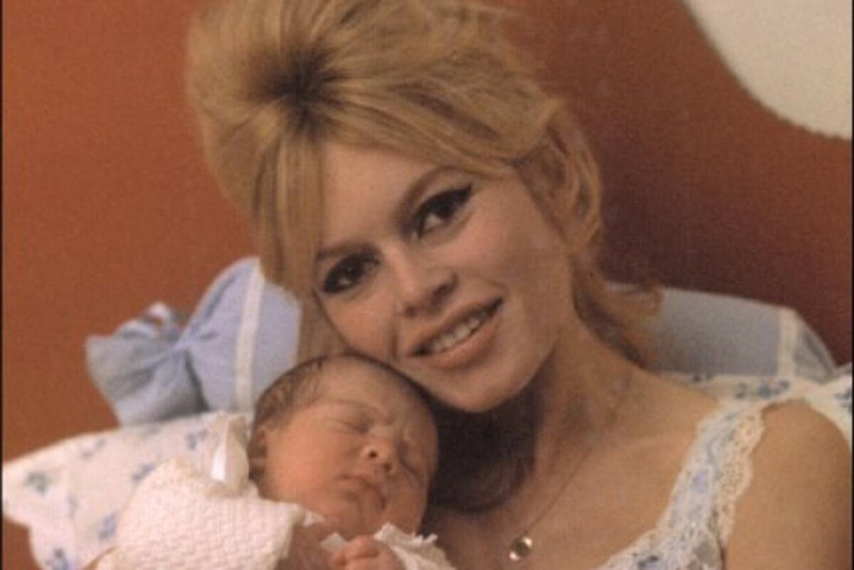    Брижит Бардо с сыном Николя. соцсети