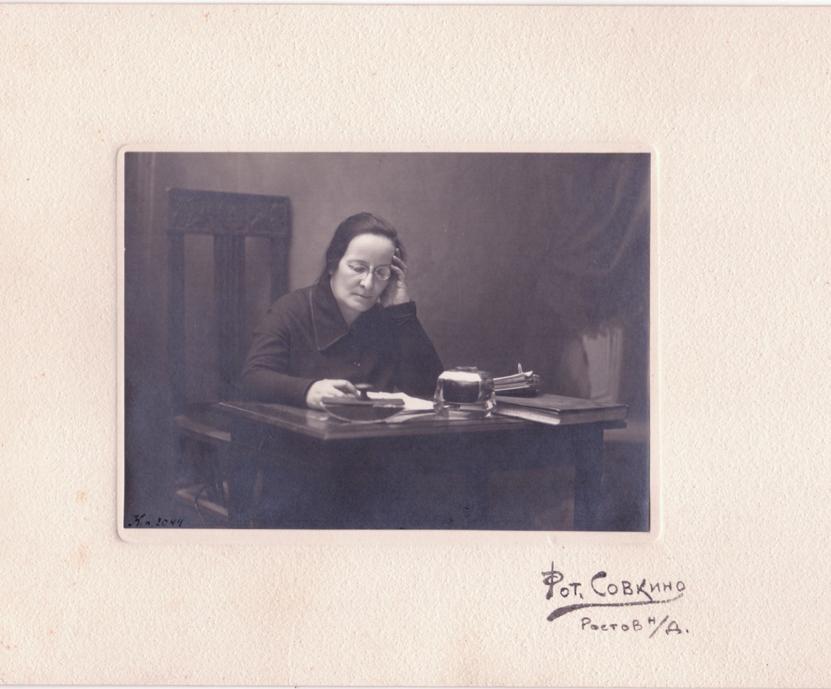 Розалия Землячка в 1926 году