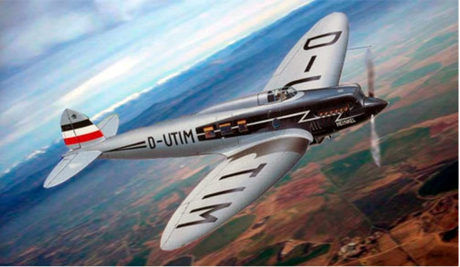 Легкий разведчик-бомбардировщик Heinkel He70 Blitz.