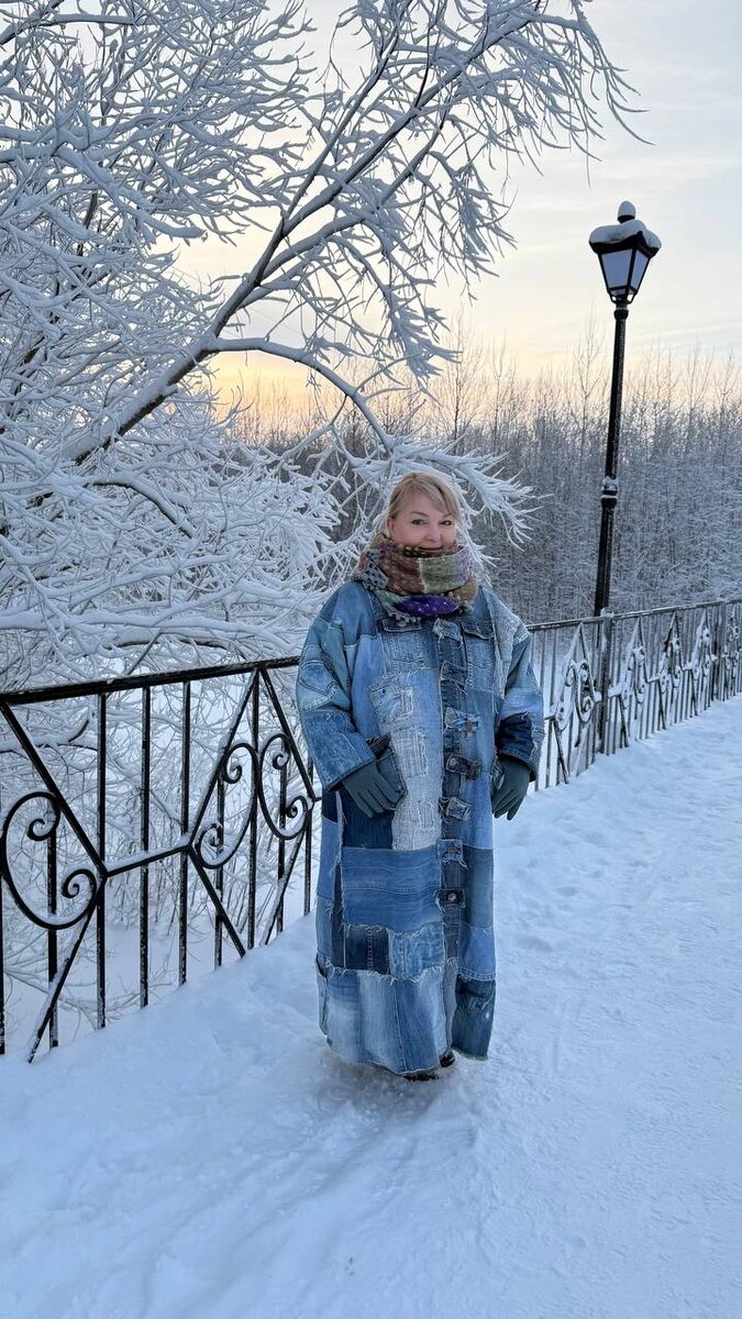 Вписалась в зимний наш пейзаж 