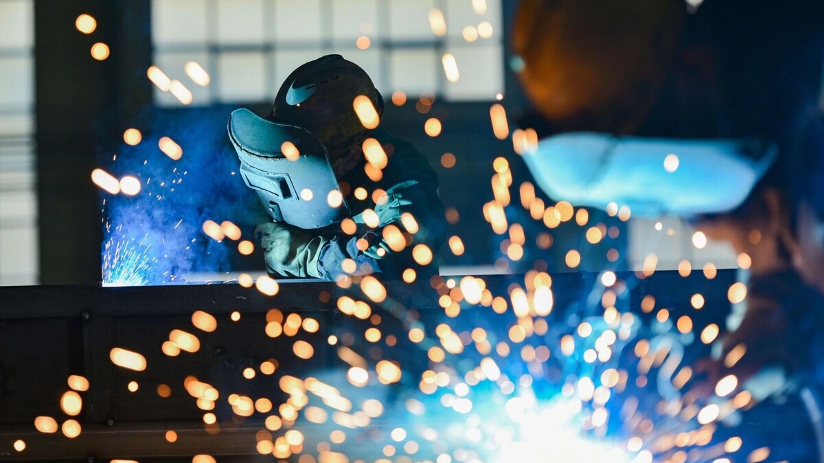 Два дня работаем, один — отдыхаем: почему тогда россияне мечтают об обычной пятидневке? Фото: VCG/Visual China Group/ТАСС